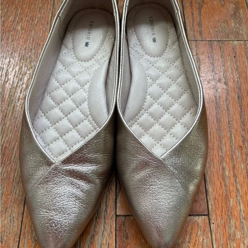 Birdies Silver Flats Sleek Minimalist Design - Picture 2 of 8